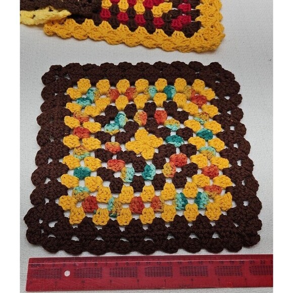 Vintage Kitsch Handmade Crochet Hot Pad Potholder Granny Cottage Core  4 Pieces - Picture 8 of 16
